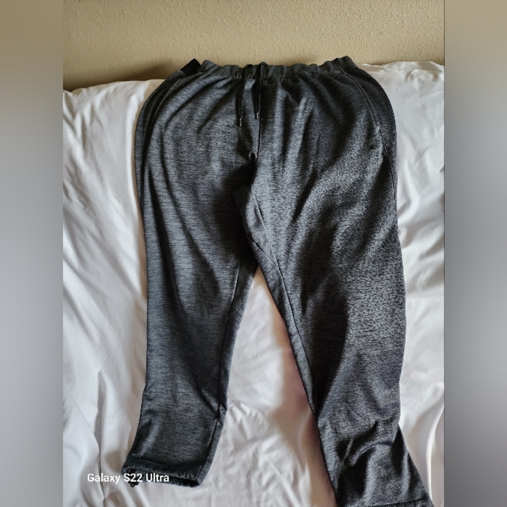 Boys athletic pants with pockets